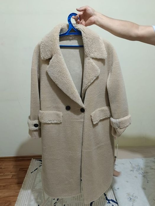 Продам пальто За все 30000тенге