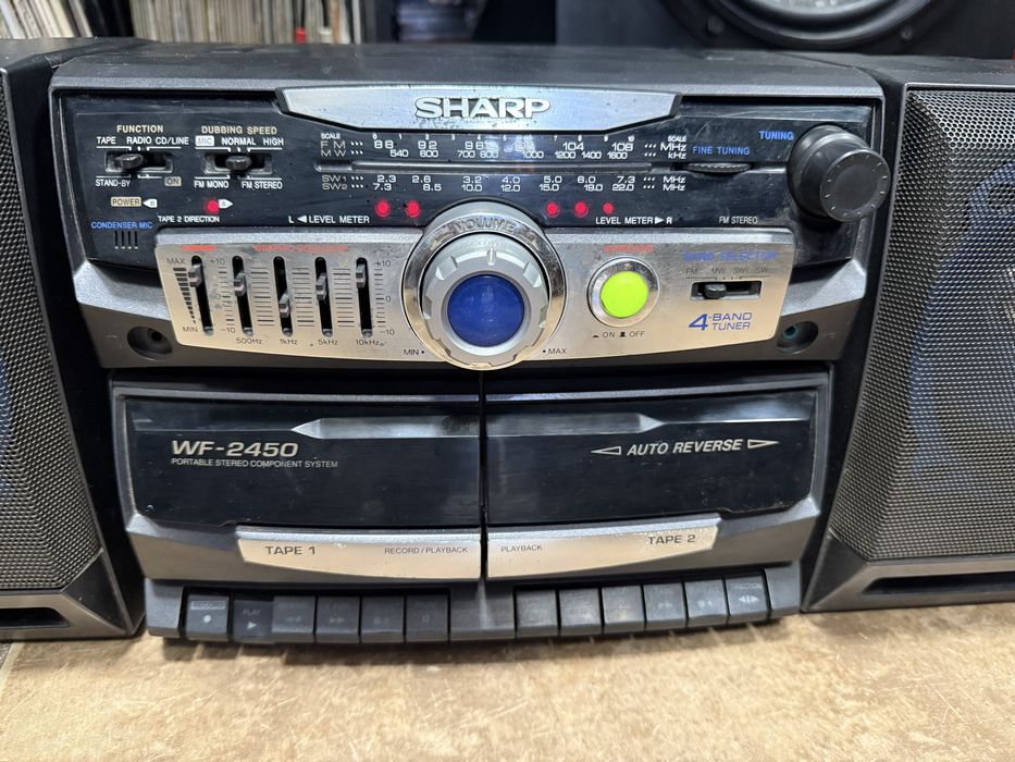 Sharp WF2450 магнитола