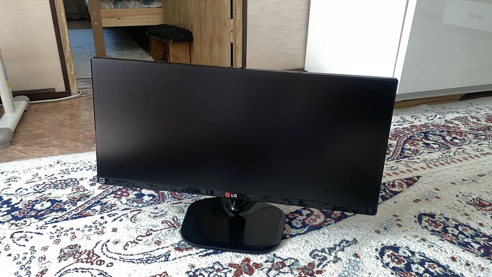 Монитор LG 25UM65-P UltraWide