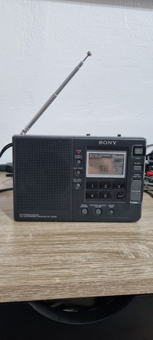 Radio Sony ICF SW 30 world receiver