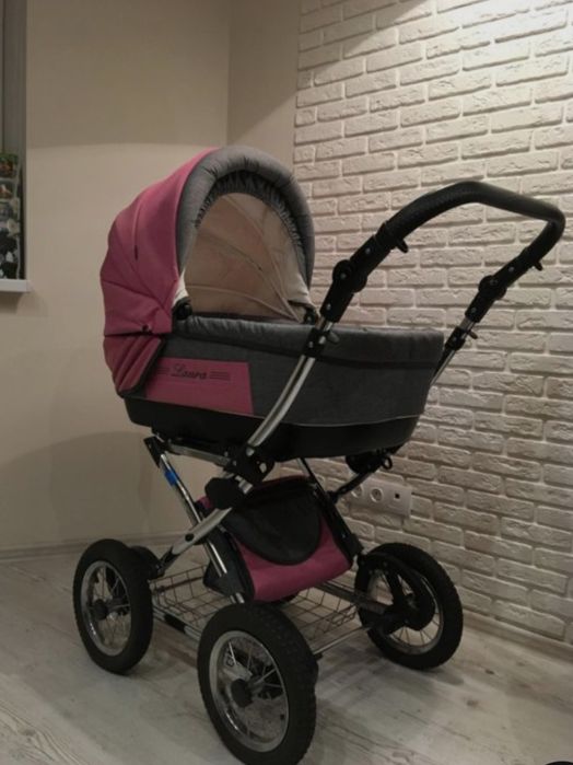 Отдам даром детская коляска