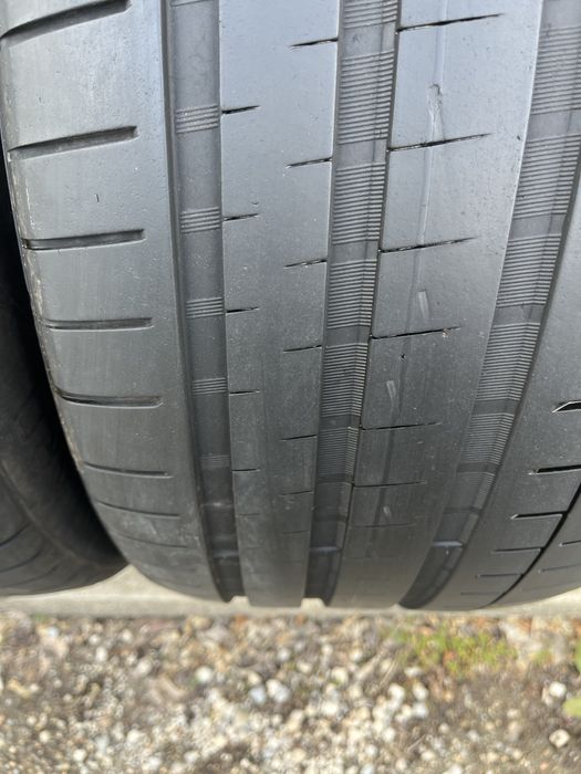 2 бр. летни гуми 255/45/19 Vredestein DOT 1419 5 mm