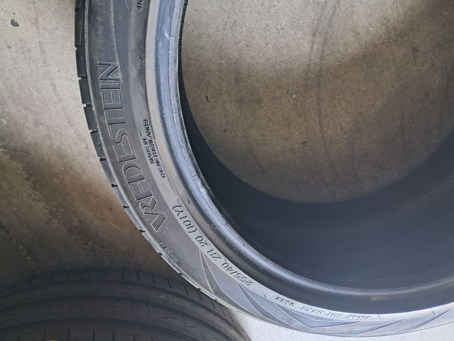 Anvelope second vara 255 40 R20 Vredestein