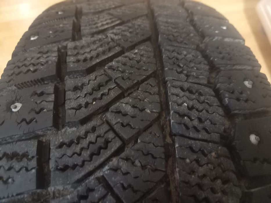 Продается шины б/у