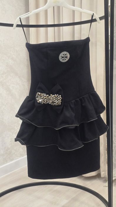 Женское платье нарядное