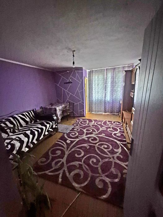 Garsoniera de vânzare