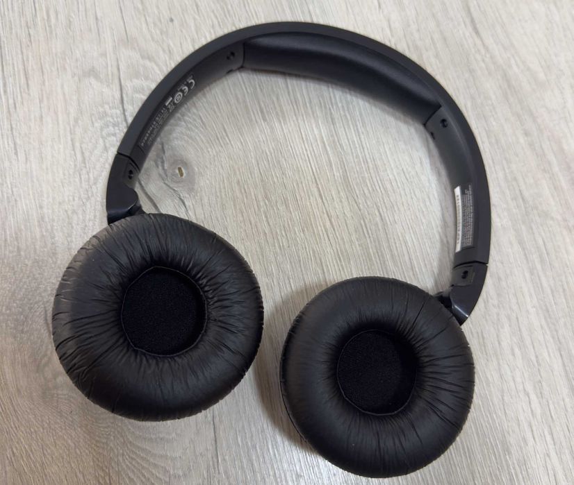 Слушалки Philips BASS+ TABH305BK