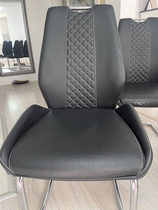 Scaune living 4 bucati