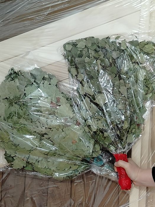 Веник для бани дуб и береза по 2300