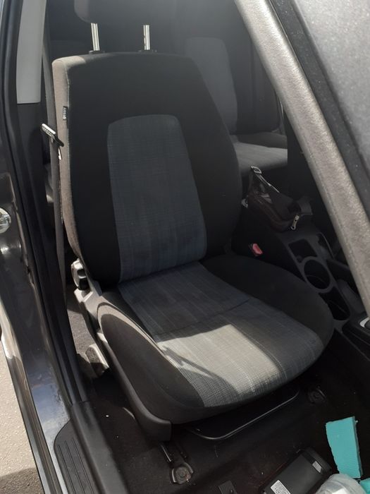 Салон за kia ceeg пълен комплект