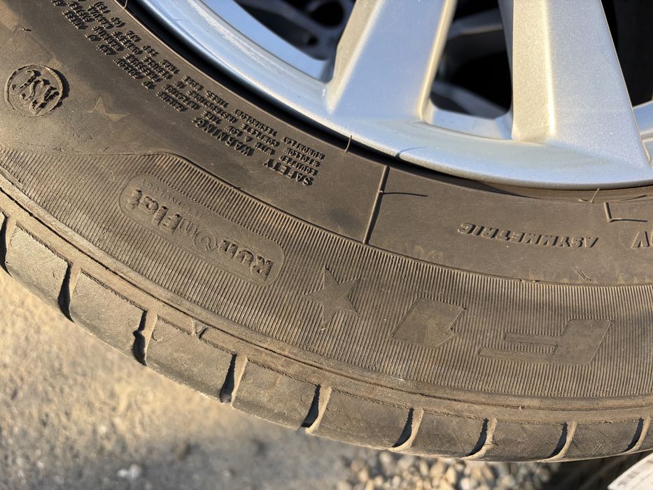 Roti complete / Jante BMW X5/X6 F15/F16 255/55/18 RunFlat cu steluta, anvelope DOT 21