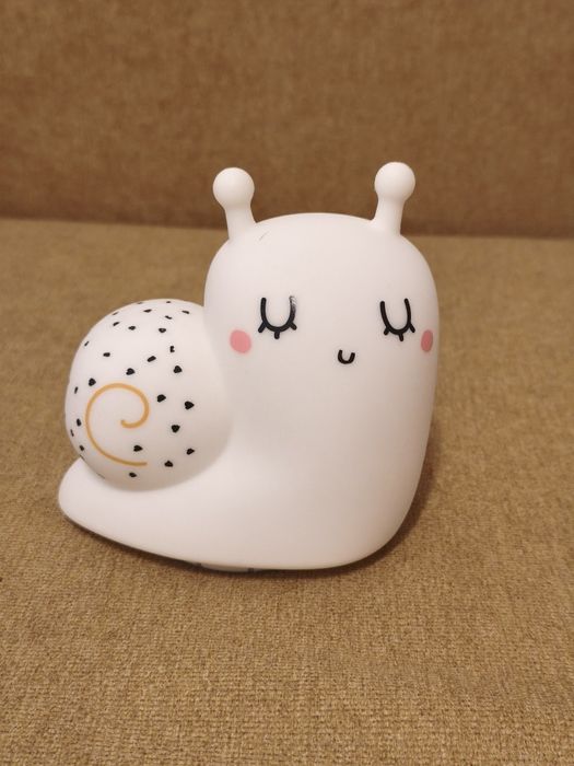 Miniland Магически светещ музикален охлюв Magical