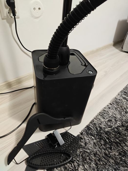 Aparat de calcat vertical SteamOne