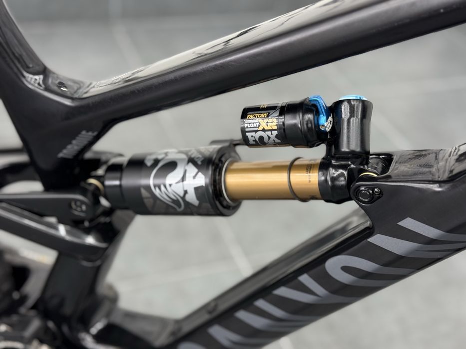 Canyon Torque CF Carbon M размер 27.5 цола 1х12 Shimano XTR