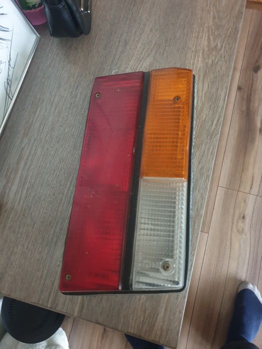 Vând stop dacia 1310