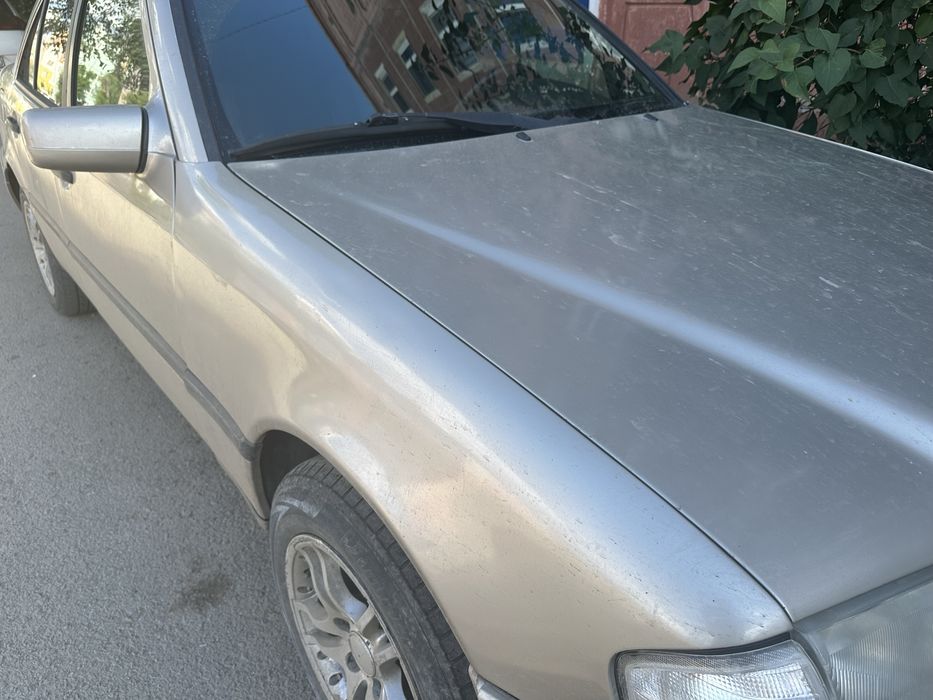 Mercedes-Benz……..