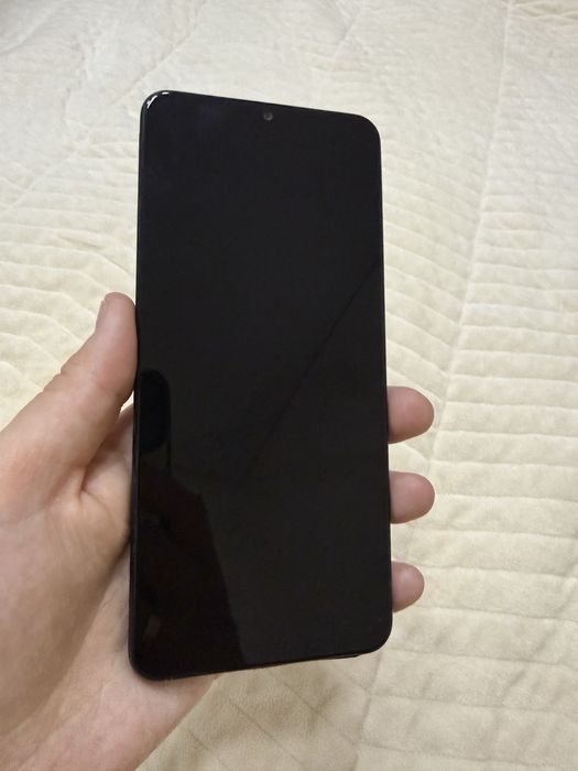Realmi C51 в хорошем состоянии