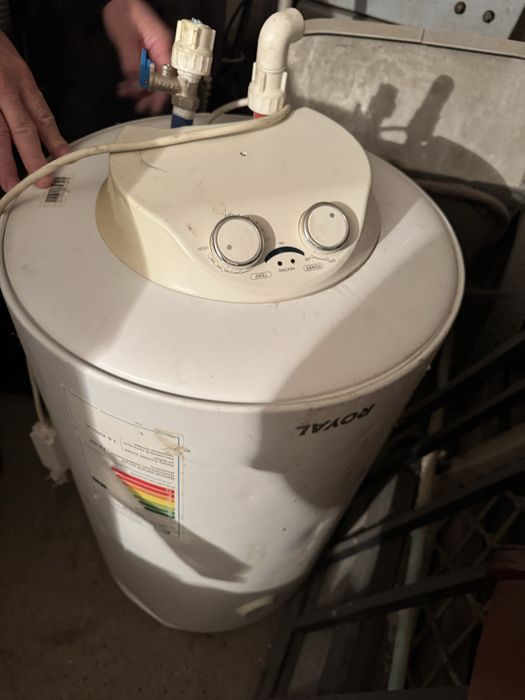 Аристон сотилади!