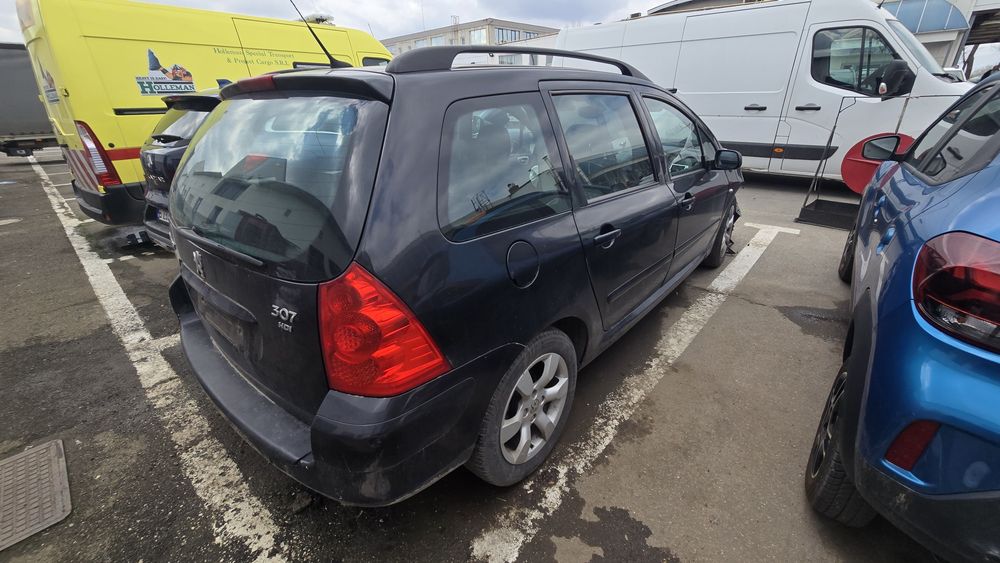 Peugeot 307 sw hdi hayon stopuri bara interior motor portbagaj usi usa electromotor alternator roti jante aliaj pompa injecție motorina oglinda scaun