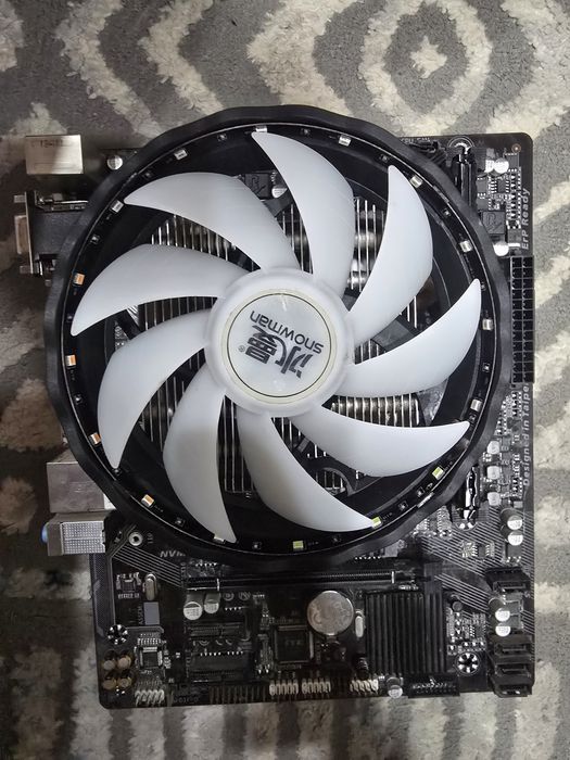 Gigabyte a320m-s2h +Ryzen3400g+Оперативная память