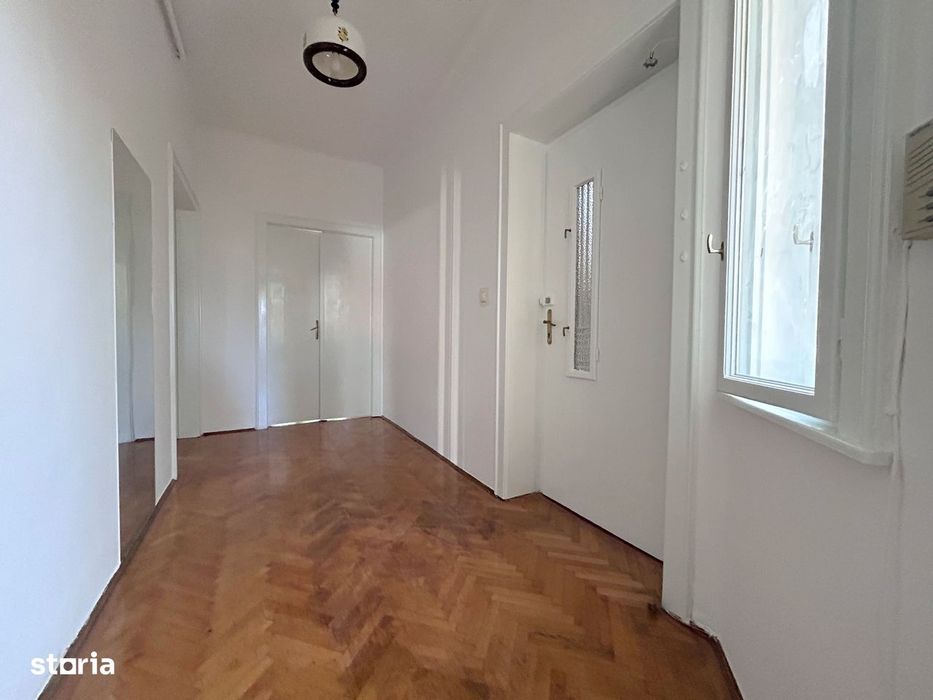 3 camere, spatios, etajul 1, langa Mecanica