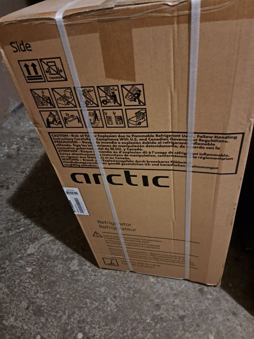 Frigider Arctic,mic,nou,sigilat