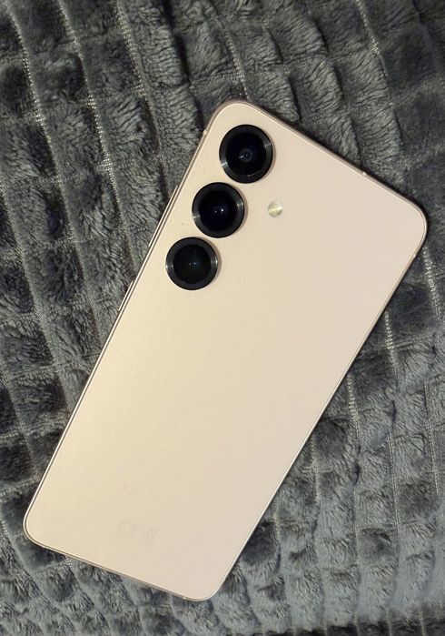 Samsung S25 Rose Gold