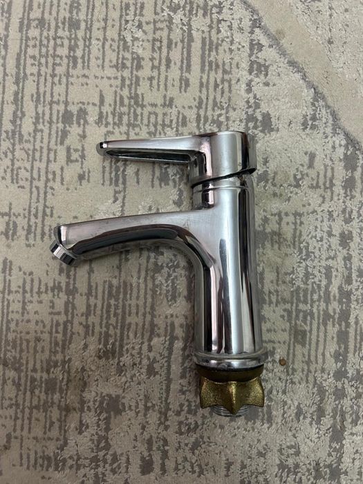 Сместитель б/у для раковины