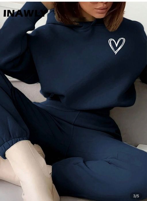 Дамски син анцуг