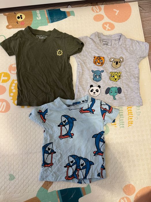 Разпродажба на летни дрехи за момченца