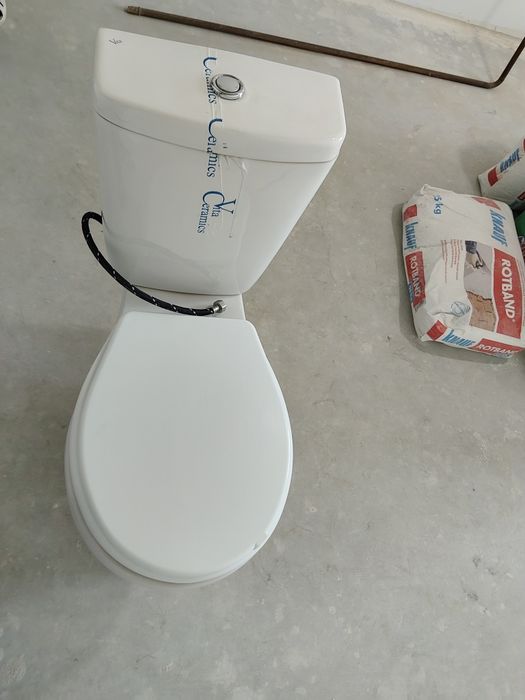 1 Unitaz, rakvina keramichiskiy garantya