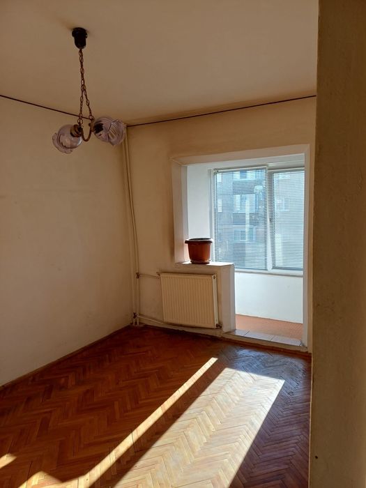 Apartament 3 camere de vanzare Tip PC Oradea