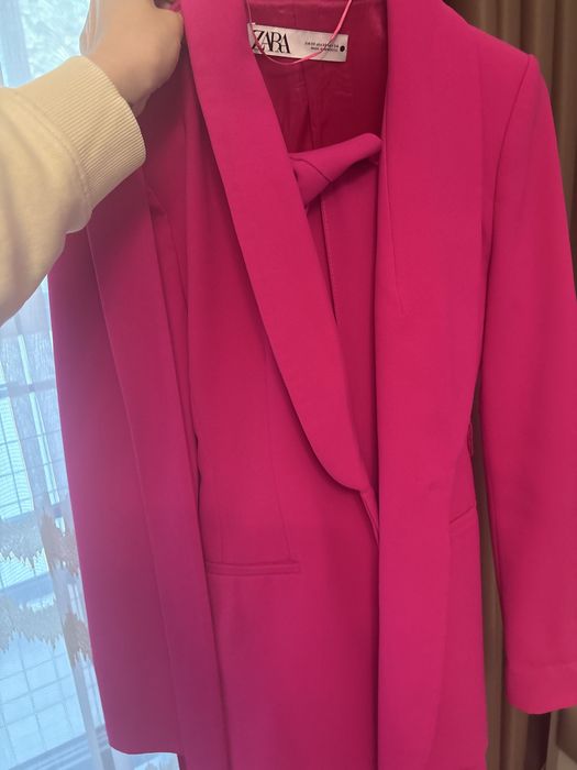 Дамски костюм Zara