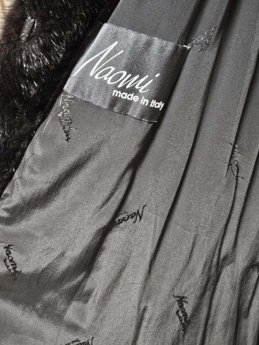 Продаётся норковая шуба!