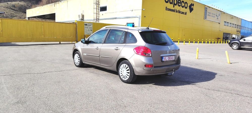 Renalut Clio 3 Anu 2010 Motor 1,5 Dci Diesel AUTOMATĂ Climatronic Ful