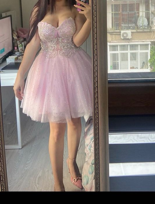 Официална рокля с корсет