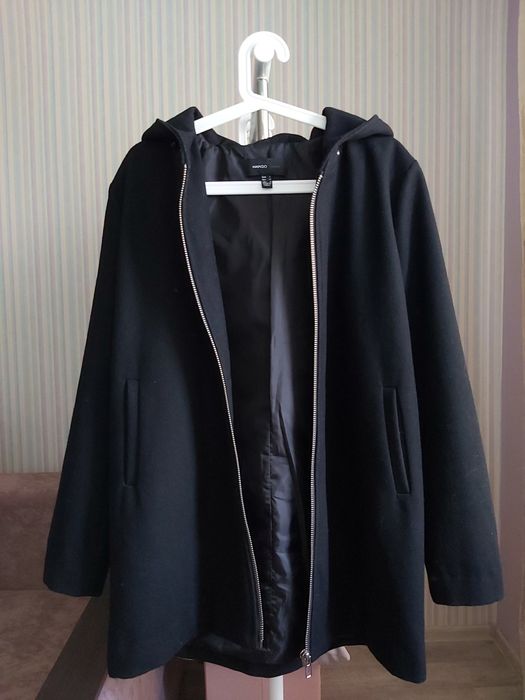 Пальто женское Mango