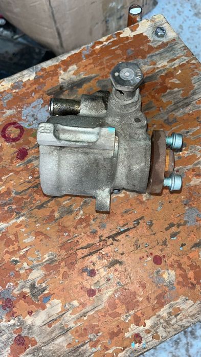 Гур насос пассат гольф