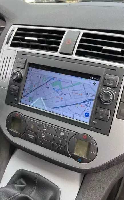 Navigatie 1-8GB Android Ford Focus 2 KUGA Transit Fiesta C max Carplay