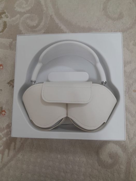 Air Pods Max наушник