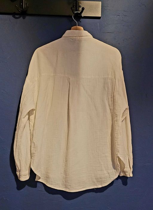 Жилетка и уголемена риза