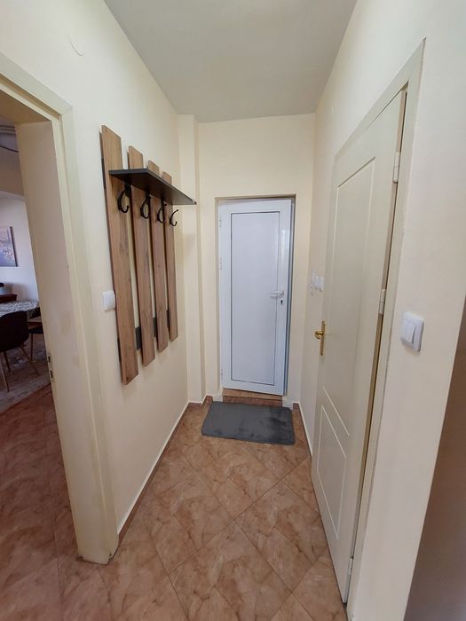 Дава се под наем Тристаен апартамент в Пловдив, Каменица 1 - 102 кв.м за 498.27 € - Снимка #15