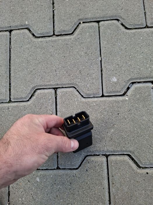 Vand adaptor baterie Shimano SM-BTE60