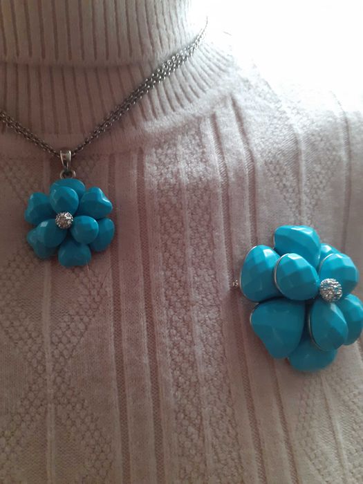 Set Christian Dior (5 piese) în formă de floare cu închidere reglabilă