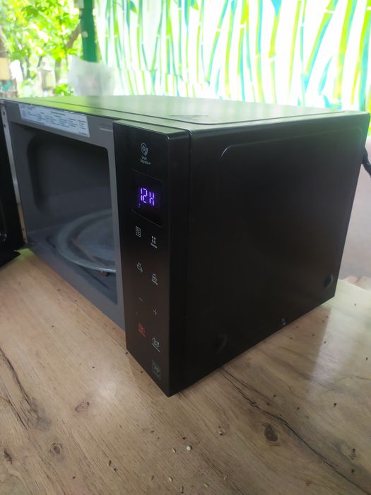 Микроволновая печь