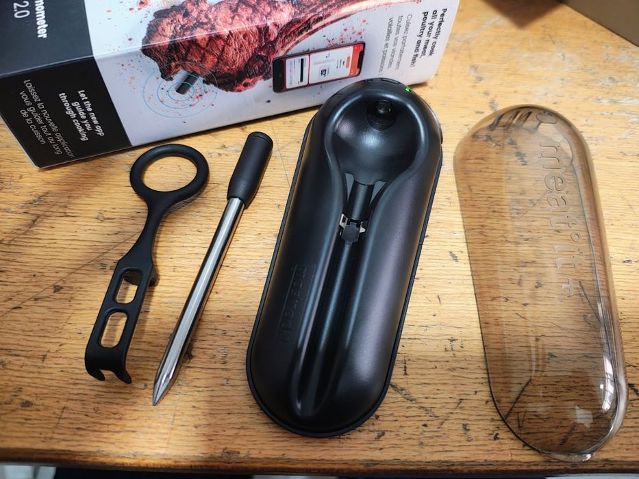 Termometru smart  pt gatit  model mastrad meat it+