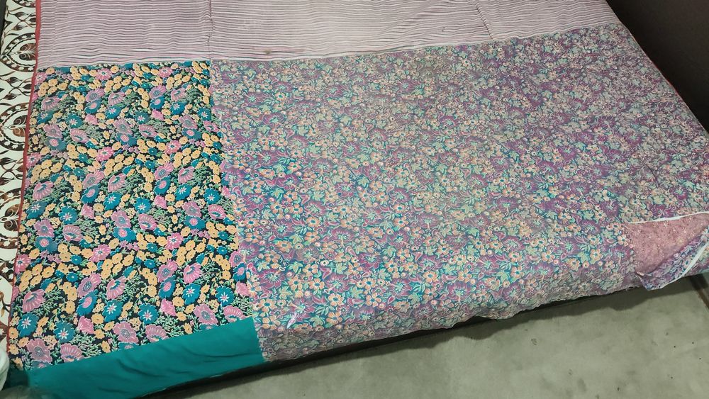 Срочно,Бесплатно корешки,одеяла,вещи