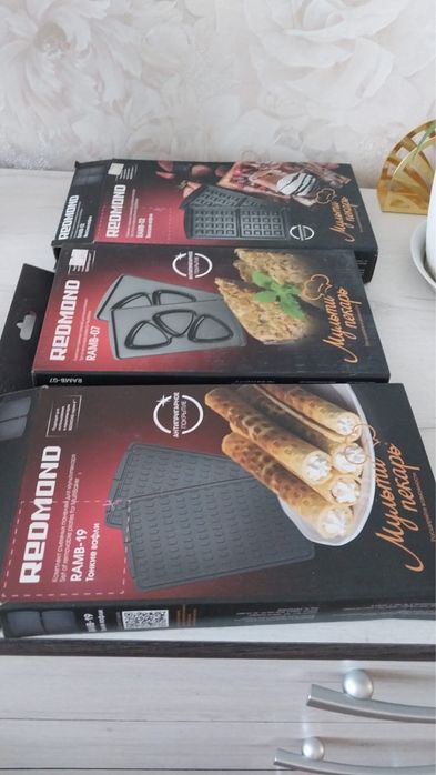 Мультипекарь редмонд с насадками