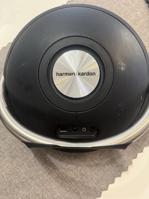 Harmon Kardon Onyx studio 4