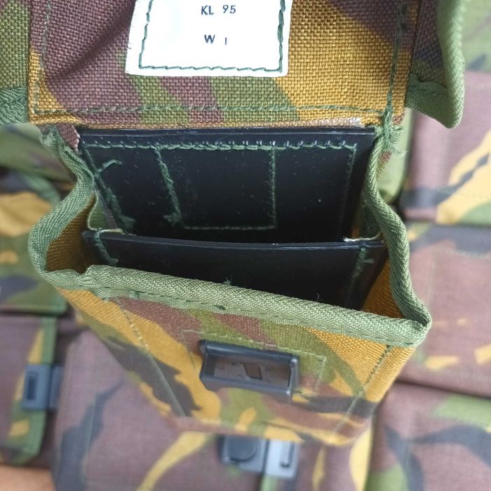 Suport incarcatoare , dublu. DPM Woodland fabricatie UK.